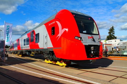 Siemens / Ural Loks :  Light Rail Trains 